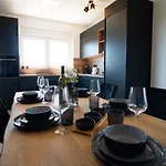 Luce شقة Sukošan