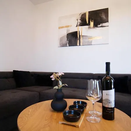 Apartment Luce *