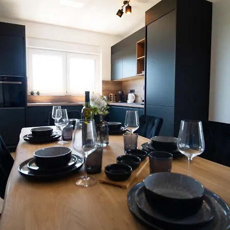 Luce Apartment Sukošan