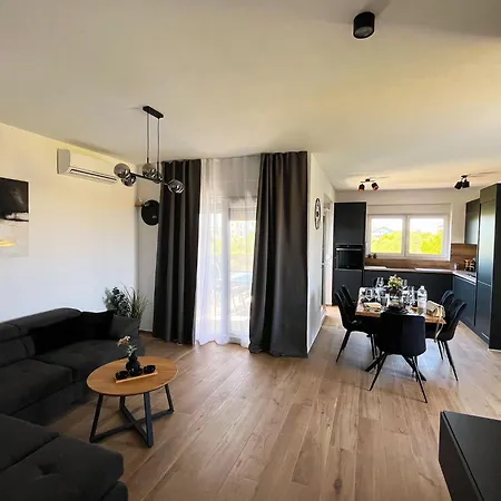 Apartment Luce Sukosan