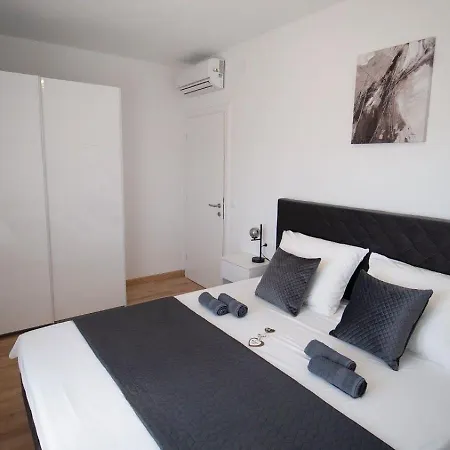Apartment Luce Sukosan